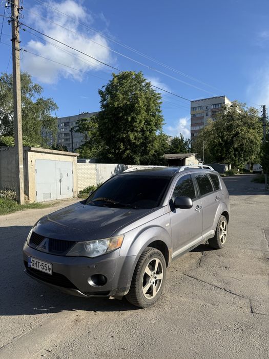 Mitsubishi Outlander Xl дизель полный привод