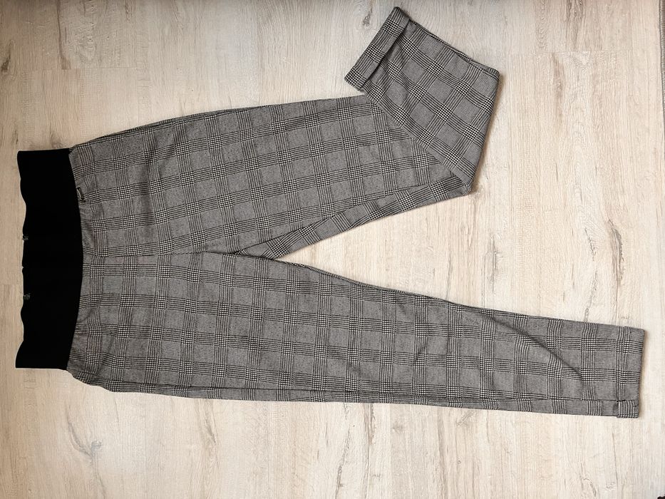 Spodnie materialowe w krate r. M