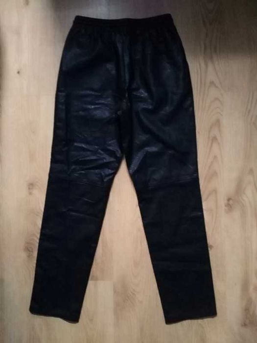 Nowe spodnie Vila 36 S 8 Woskowane luźne ekoskóra skaja czarne