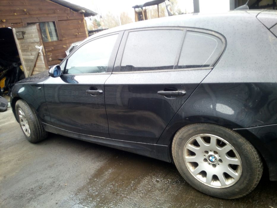 Bmw e87 drzwi blacksaphire metallic