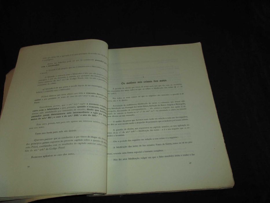 Livro História do Crime O Caso do Banco Angola e Metrópole 1928
