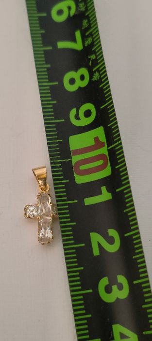 Pendente cruz em ouro