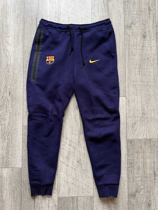 ОРИГІНАЛ! Штани Nike Tech Fleece Barcelona Joggers M L | HJ6444-594
