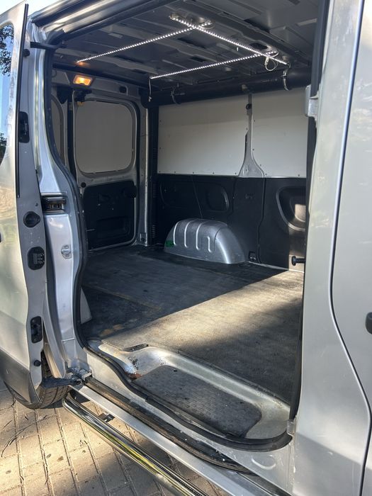 Renault Trafic 1.6DCi 120cv