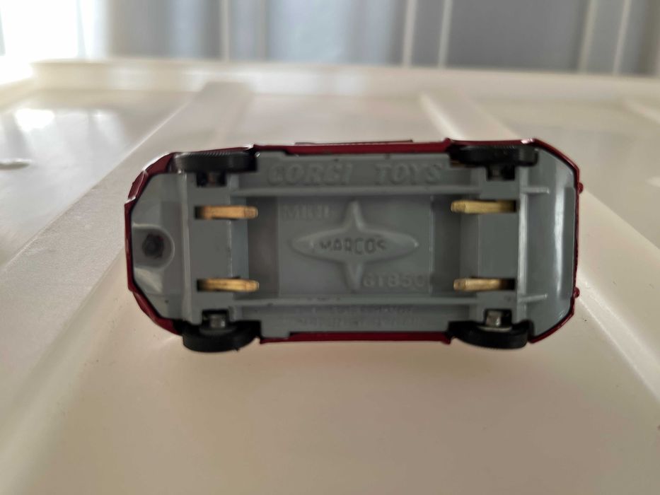 Mini Marcos GT 850 - Corgi Toys 341  - esc.aprox.1:43