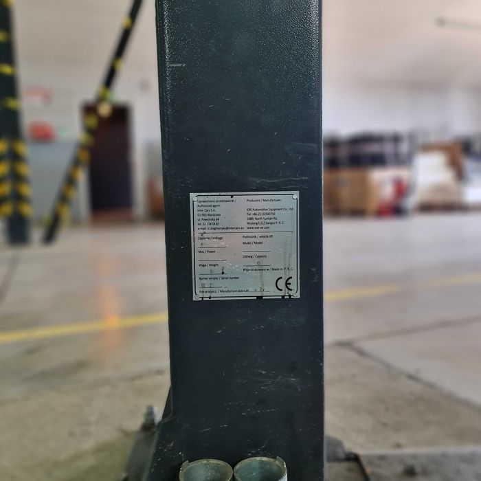 Podnośnik dwukolumnowy EVERT EAE 4,2 t automat 400V 2021