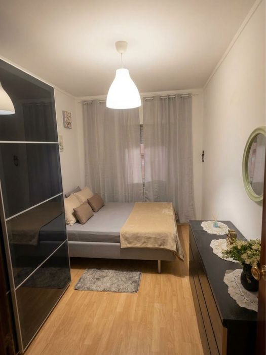 Quarto p Arrendar em Reboleira