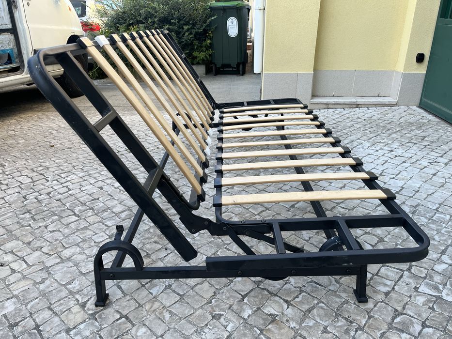 Sofá cama com colchão