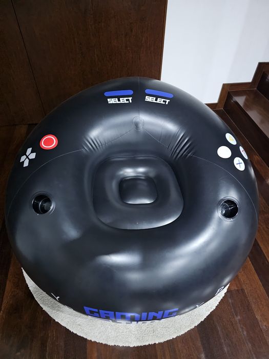 Puff Gamer com apoio de pés