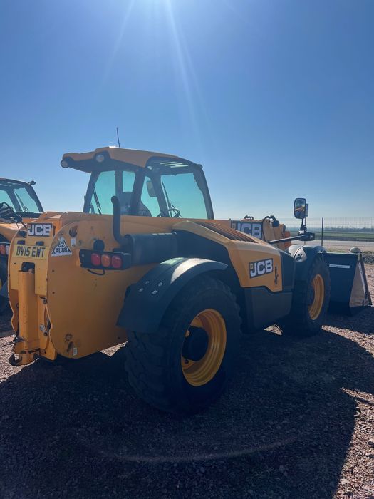 Телескопічний навантажувач JCB 541-70
