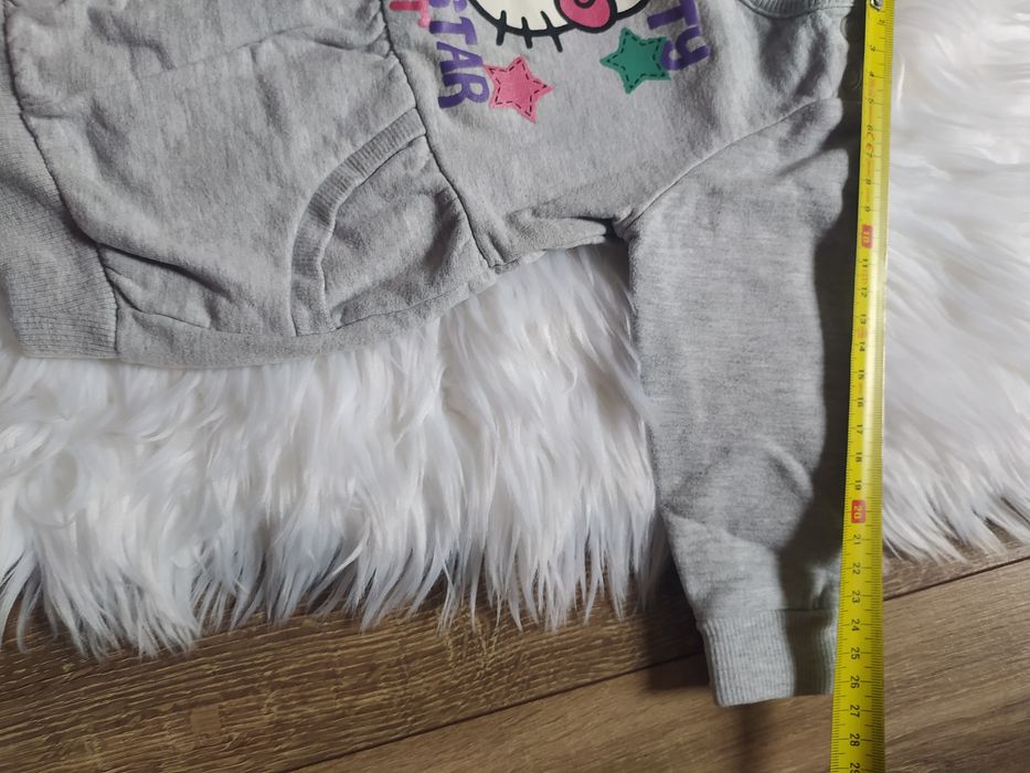 Bluza Hello Kitty 74 C&A