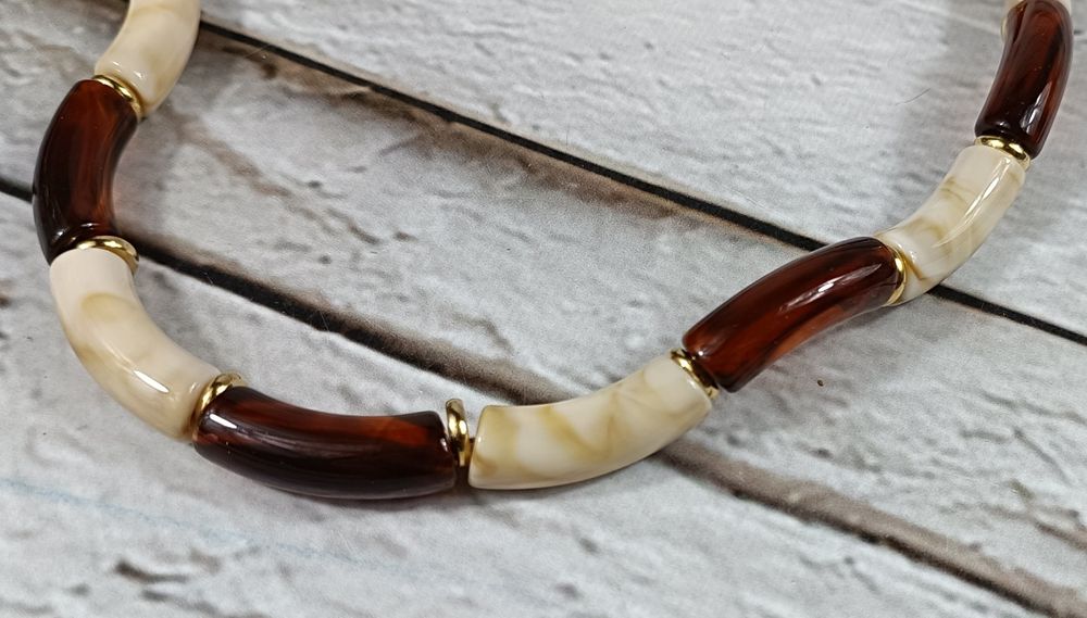 Naszyjnik dla kobiet plastikowy 54 cm