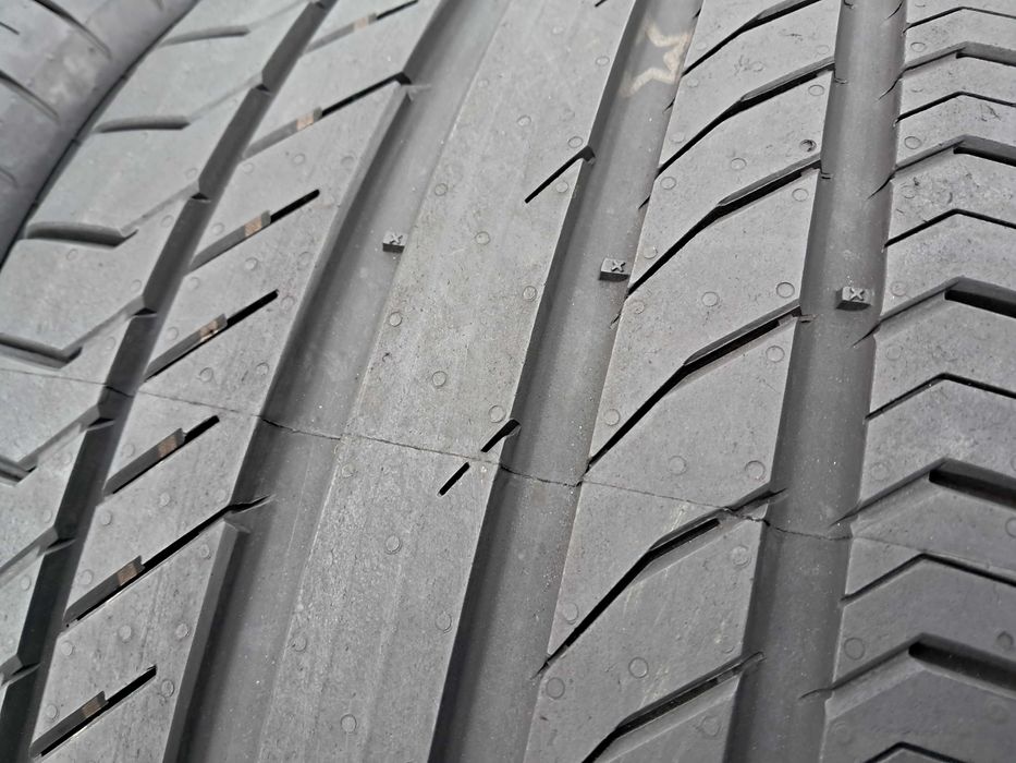 Резина літо 99% протектор Continental 275/50 R20 Sport Contact 5 SUV