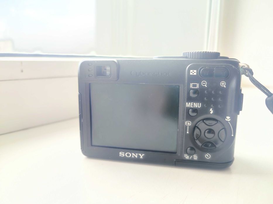 Фотоапарат Sony DSC-W12  під відновлення/ запчастини
