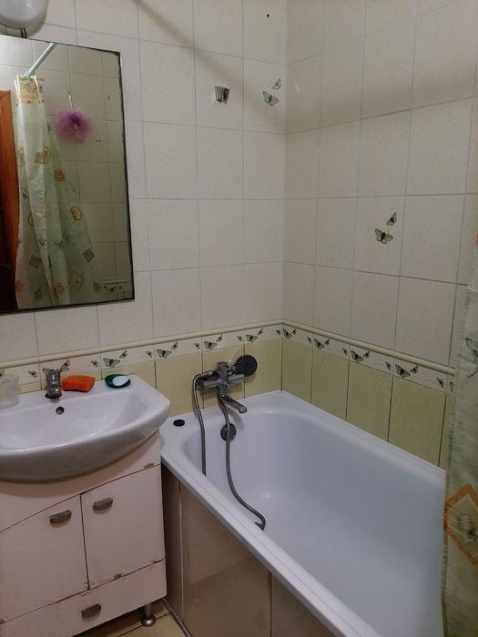 Продам 1 кімнатну квартиру на Богуна гарний стан