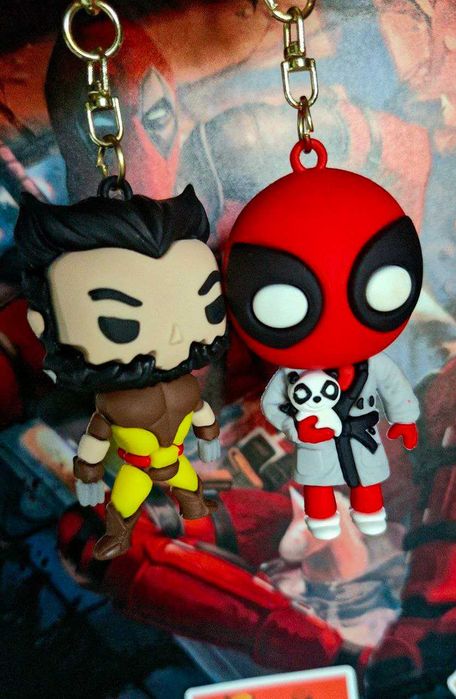 Дедпул і Росомаха Брелоки Marvel (Deadpool & Wolverine)