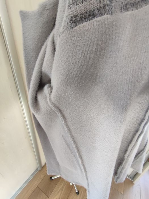 Damski płaszcz, alpaka, szary z czarnym wzorem, roz uniwersalny, nowy