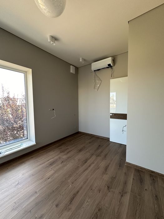 продам дом, участок 15 сот, новый ремонт в Новоолександровке