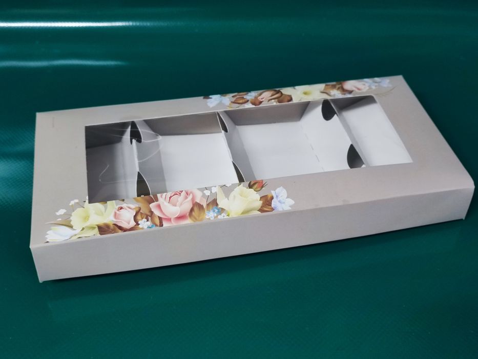 kolorowe kartonowe opakowanie na desery,,eklery 29*12,5*3cm
