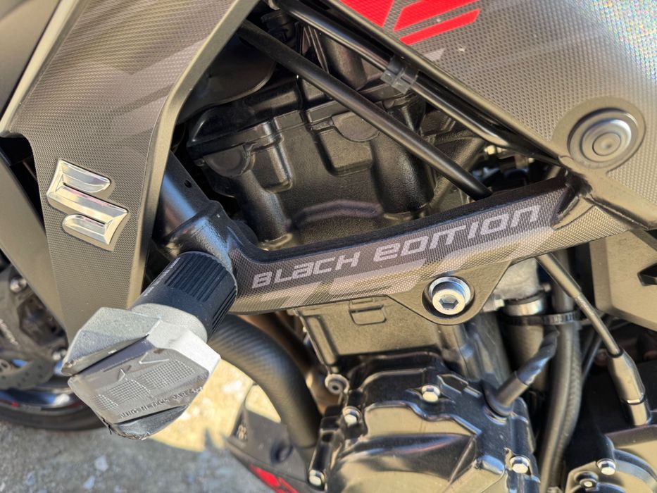 Suzuki GSX-S 750 edição especial