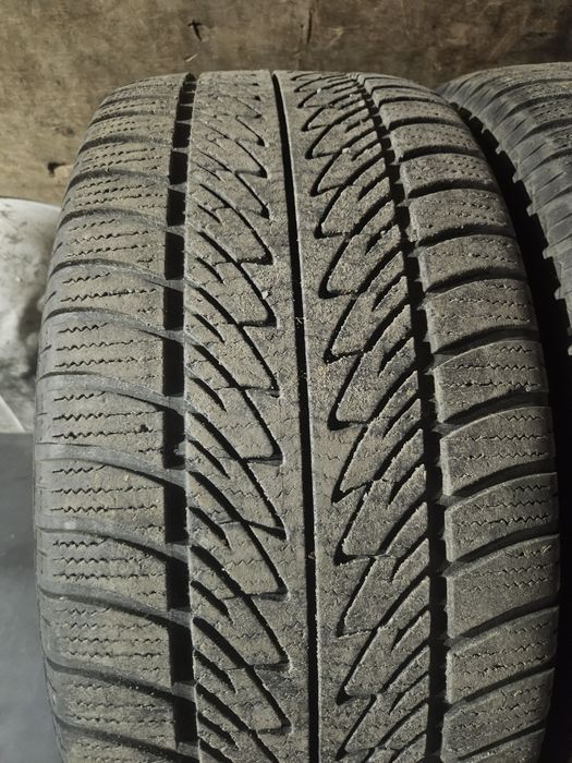 285 45 R20 24р.шини Goodyear