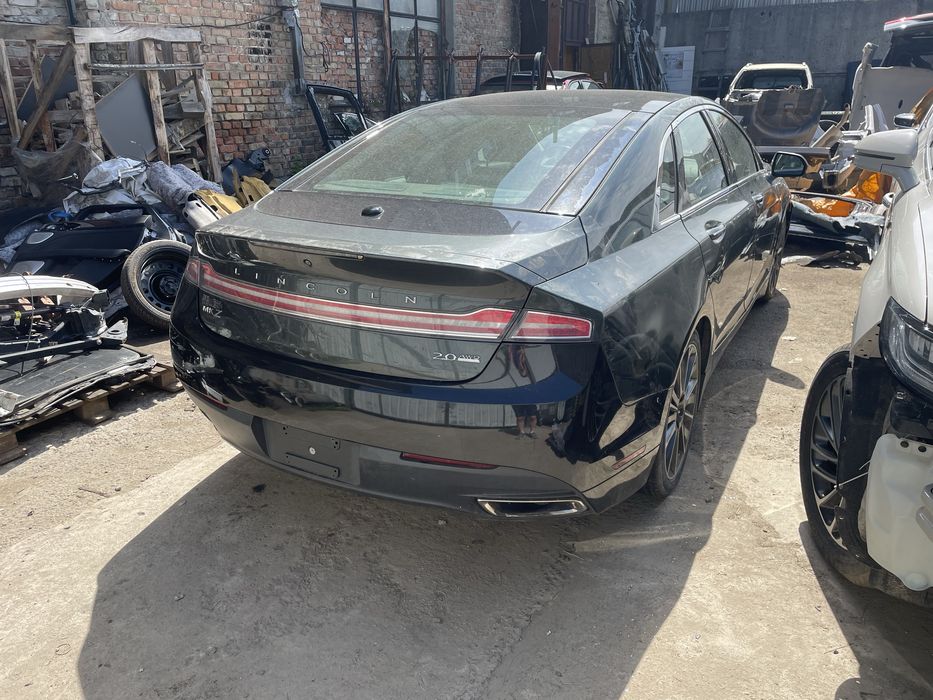 В розборі Lincoln MKZ 2015, 2.0 awd, 95тис.миль