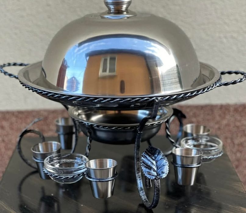 Садж нержавеющий 360 мм+ крышка +3 соусника +6 рюмок . Топ подарок !