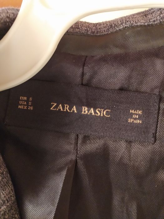 Продам 2 піджаки на ріст 146-152