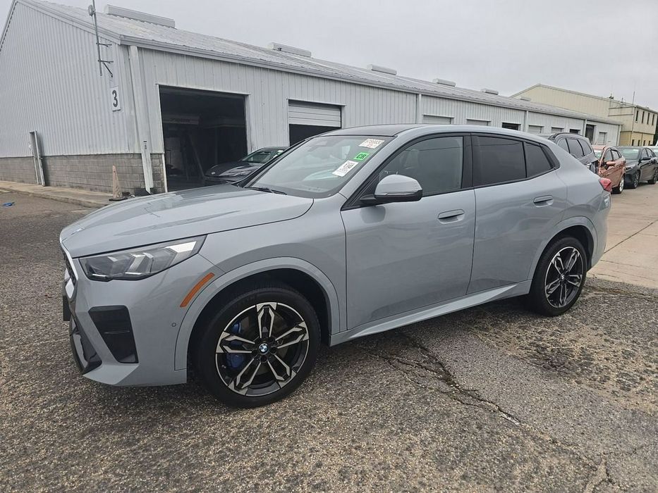 BMW X2