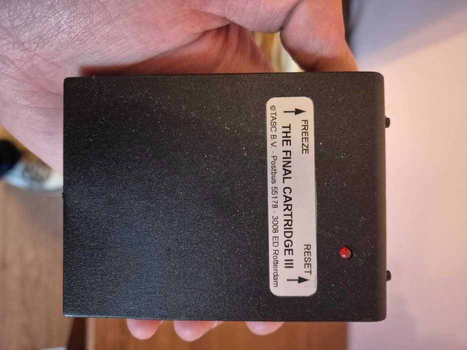 Commodore 64 z akcesoriami