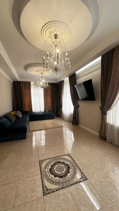 Двоповерховий  будинок з ремонтом! Ірпінь - Стоянка!