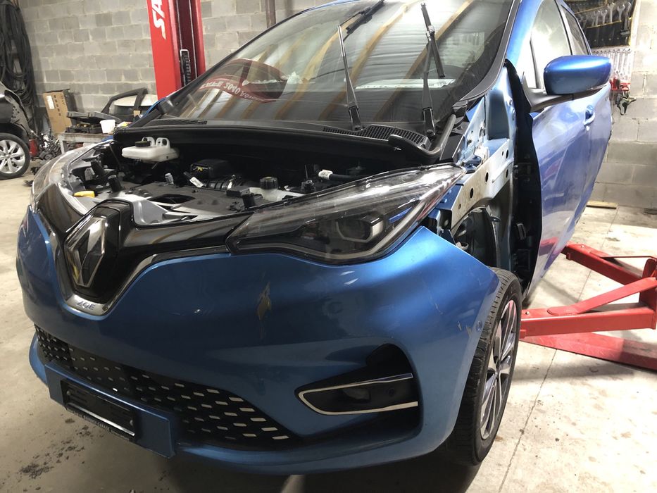 Розборка Renault Zoe запчастини розбірка Рено Зоя разборка шрот зое