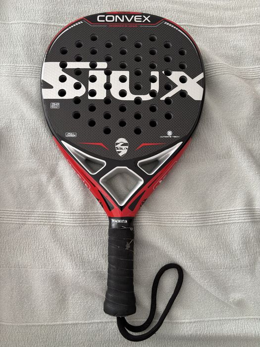 Raquete Padel Siux Carbon Convex com mochila e tubo de bolas