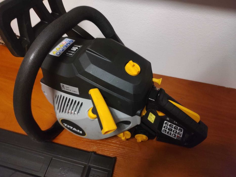 Piła spalinowa Pilarka TITAN 40cm LEKKA MOCNA