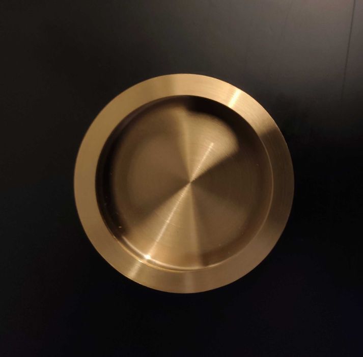 16 Puxadores concha JNF acabamento Titanum Gold