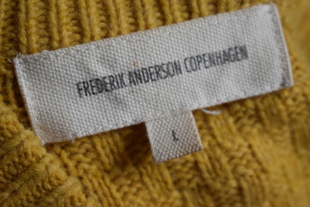 Sweter wełniany L wełna 80% ciepły Frederik Anderson wygodny elegancki