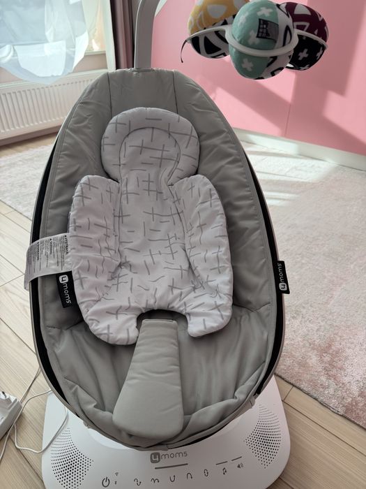 Крісло-гойдалка 4moms MamaRoo 5.0
