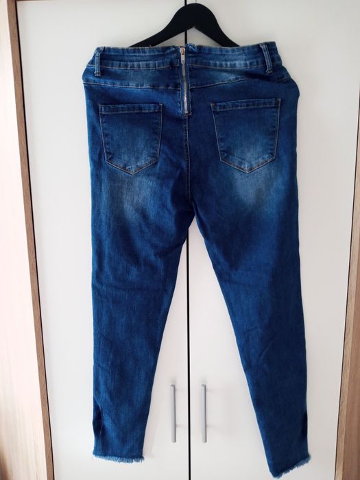 Spodnie jeansowe
