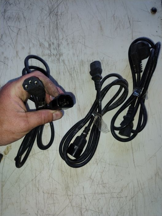 Шнури для комп'ютерної техніки