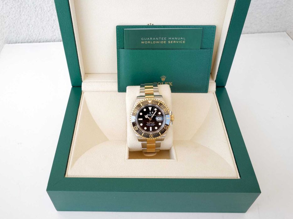 Rolex Sea-Dweller Steel 18K Yellow Gold 43mm (2023)
