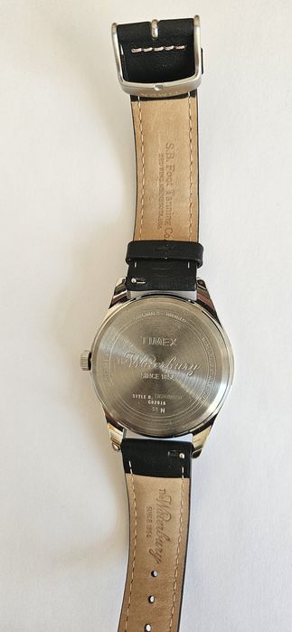Timex TW2R88900
42 mm