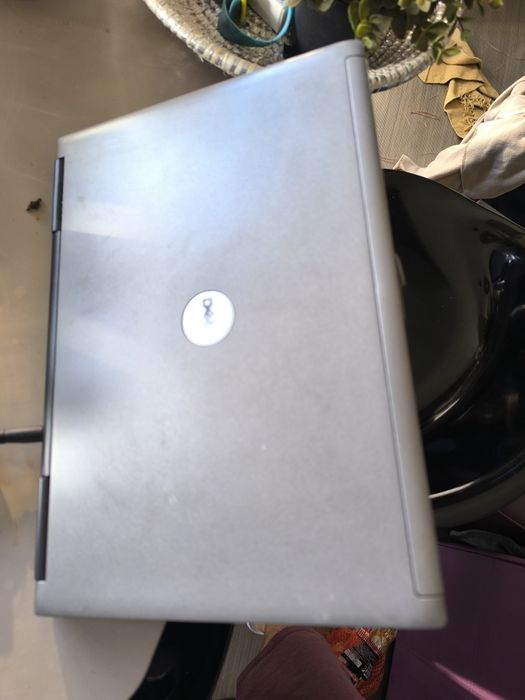 Dell Latitude D63064730270218369121