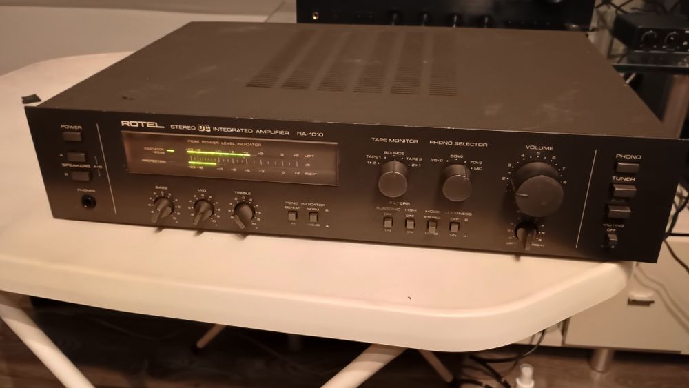 ROTEL Wzmacniacz integrated  RA1010