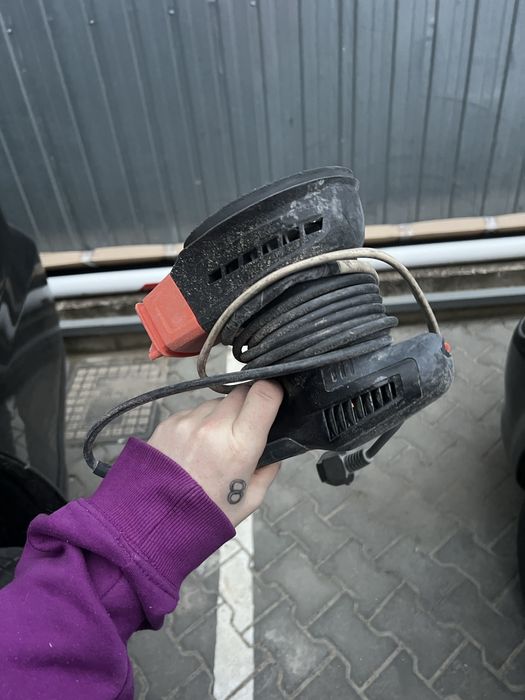 Ексцентрикова шліфувальна машинка Dnipro-M