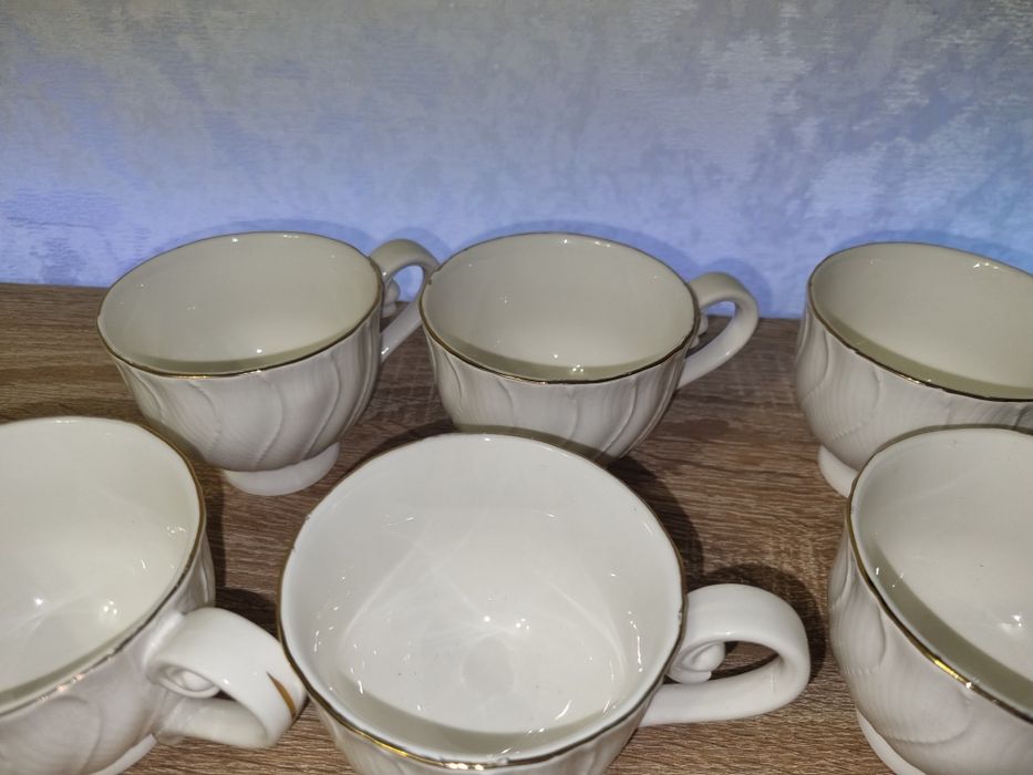 Продам новый набор чашек "Волна "