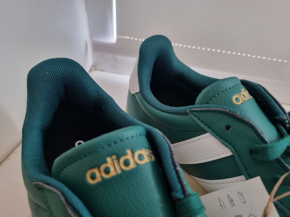 Кроси Adidas 43p