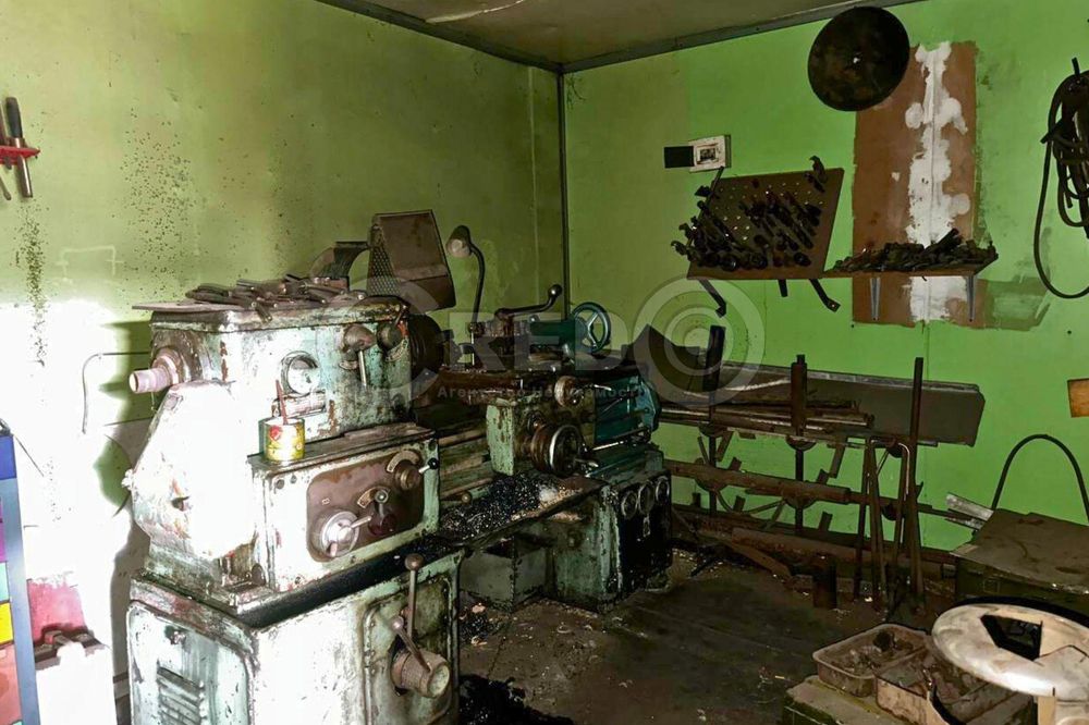 Продаж території, вул. Ньютона, Карачуни.