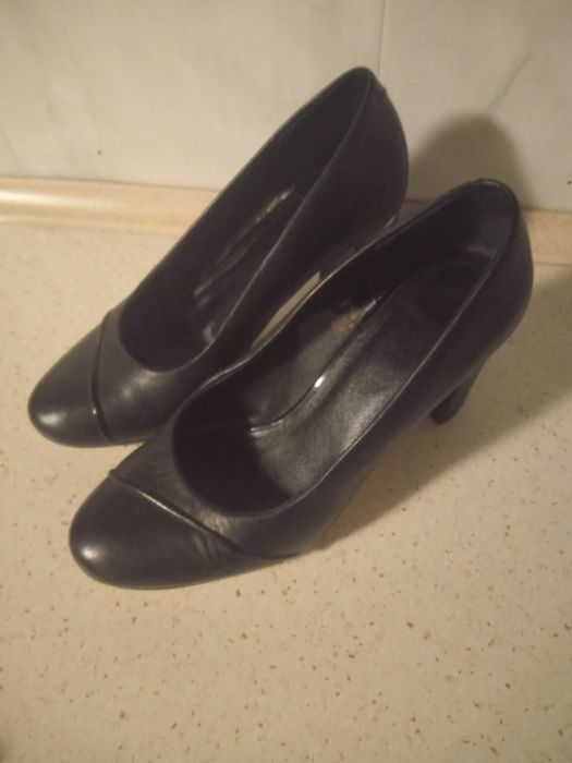 Buty damskie Lasocki rozmiar 37 używane