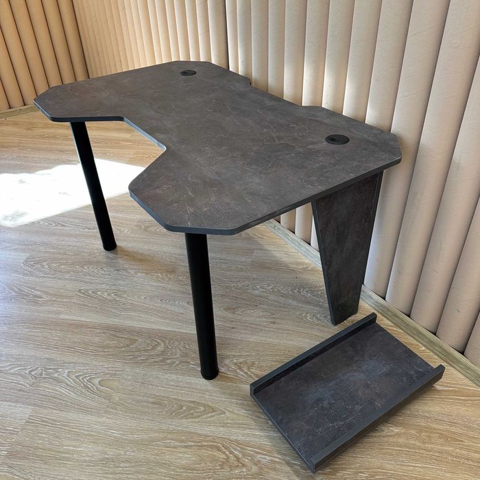 Компьютерные Геймерские Столы (Разные модели и цвета Столов 130х80)