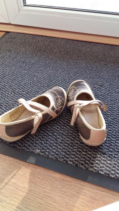 Buty pantofle Baleriny dziewczęce skórzane COCCODRILLO rozm. 31 JAK NO